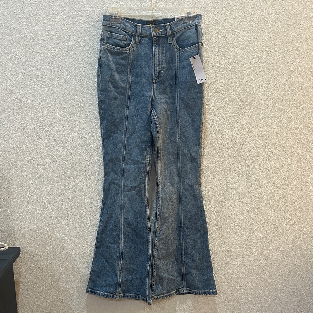 NWT Lee High Rise Flares Size 27